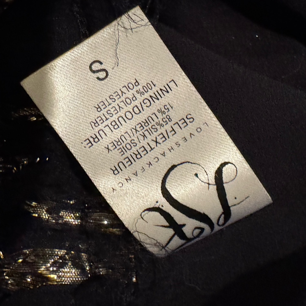 LOVESHACKFANCY MINI SKIRT Size small- black with gold tiered ruffled silk skirt - Picture 3 of 3